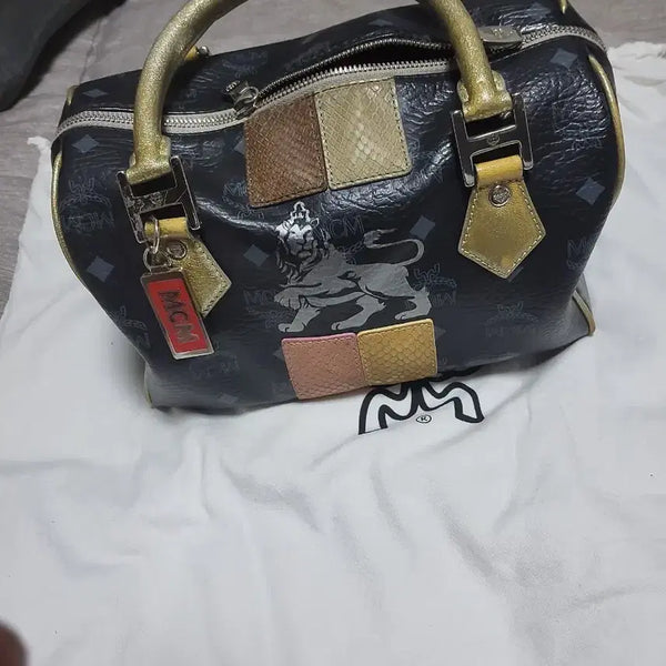 [BUNJANG] MCM Leopard Patch Boston Bag / MCM 레오파드 패치 보스턴백
