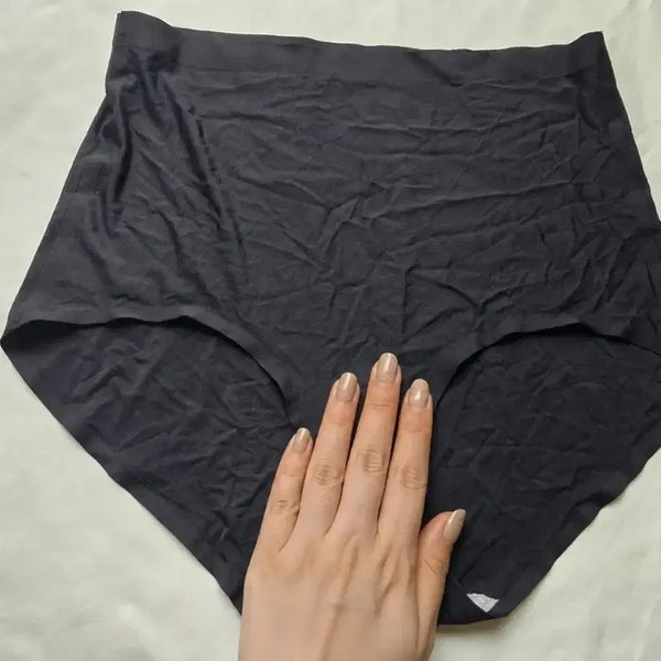[BUNJANG] Black Seamless Panties (Used) / 블랙 심리스 팬티 (중고)