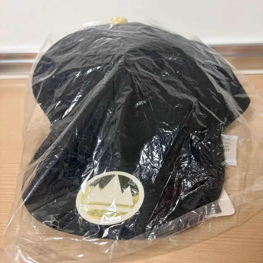 [BUNJANG] Pokemon Sword & Shield Leon's Hat / 포켓몬스터 소드&실드 챔피언 단델(단데)의 모자