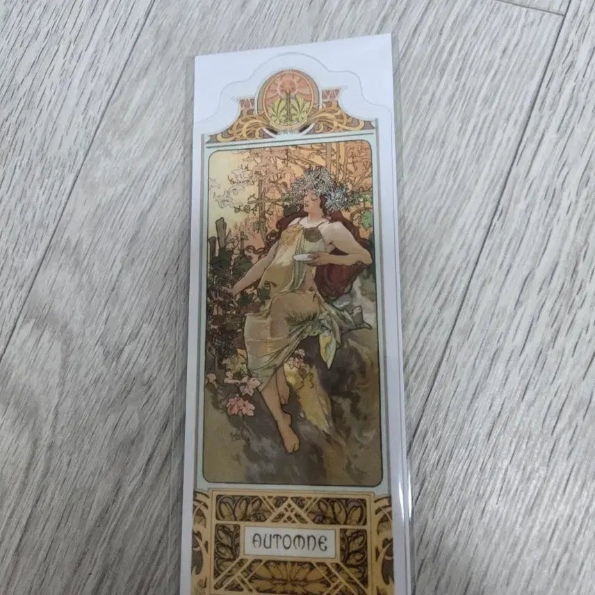 [BUNJANG] Alphonse Mucha 'Autumn' Clear Bookmark / 알폰스 무하 클리어책갈피 양도합니다