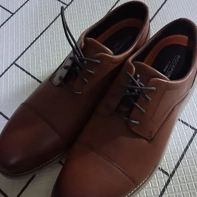 [BUNJANG] Rockport Men's Shoes Size 280 New / 락포트 남자 구두 280사이즈 새상품 판매합니다!
