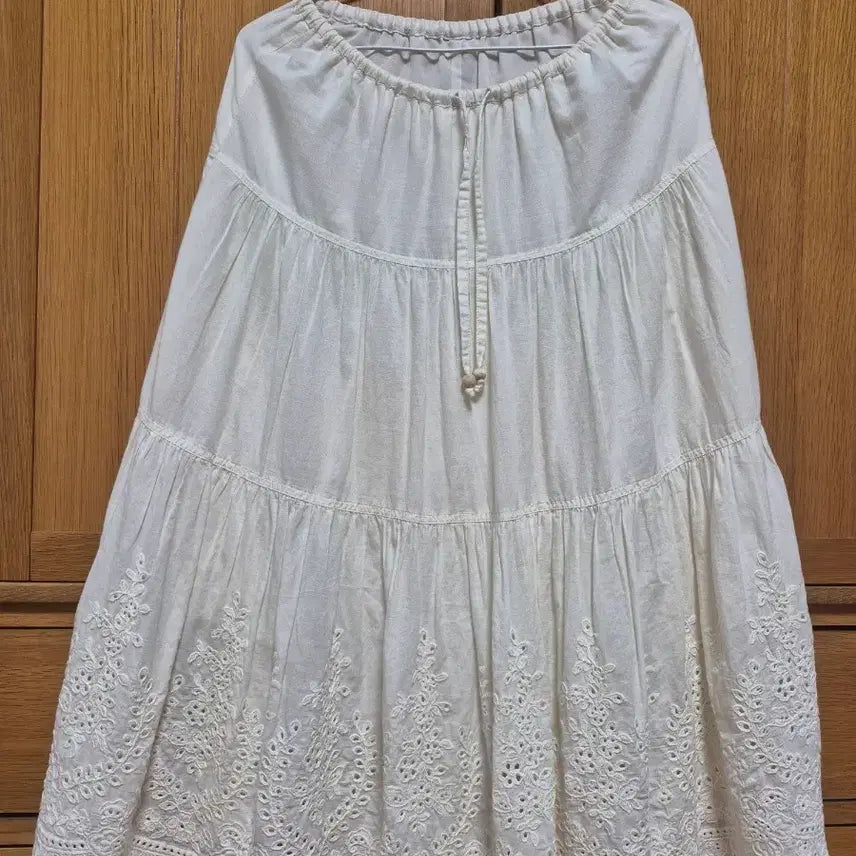 [BUNJANG] Thursday Island Lace Detail Belted Long Skirt / 써스데이아일랜드 스커트