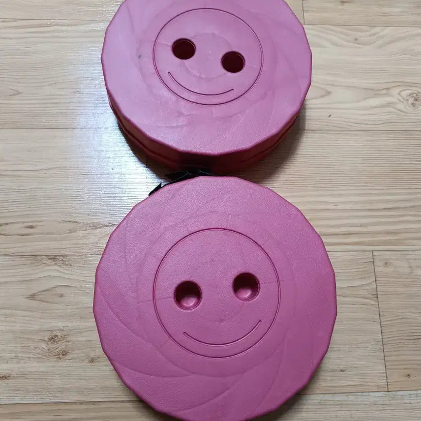 [BUNJANG] Rainbow Folding Stool Set (2 Chairs) / 레인보우 접이식 줄서기 의자 2개 세트