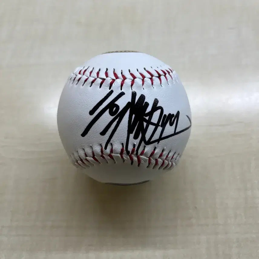 [BUNJANG] NC Dinos Kim Hwi-jip Signed Baseball / nc다이노스 김휘집 싸인볼