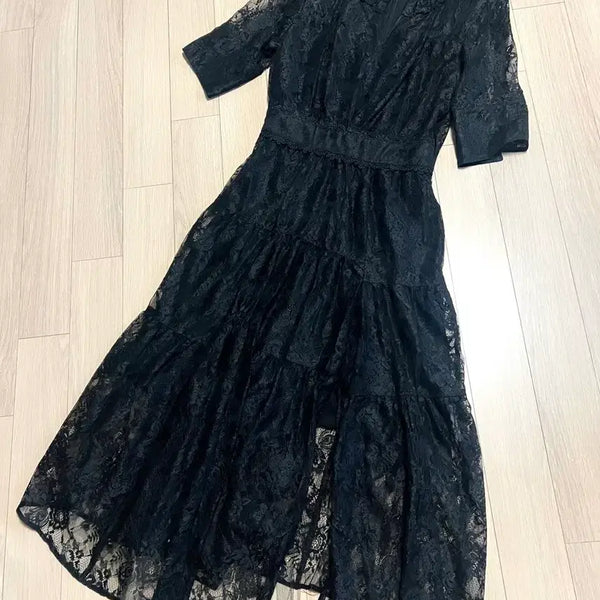[BUNJANG] Moneta Lace Long Dress V-Neck Short Sleeve See-Through Black / 제평 모네타 Moneta 레이스 롱원피스 브이넥 5부 반팔 시스루 소매 블랙 검정 돌잔치 하객룩 샤 망사 튤