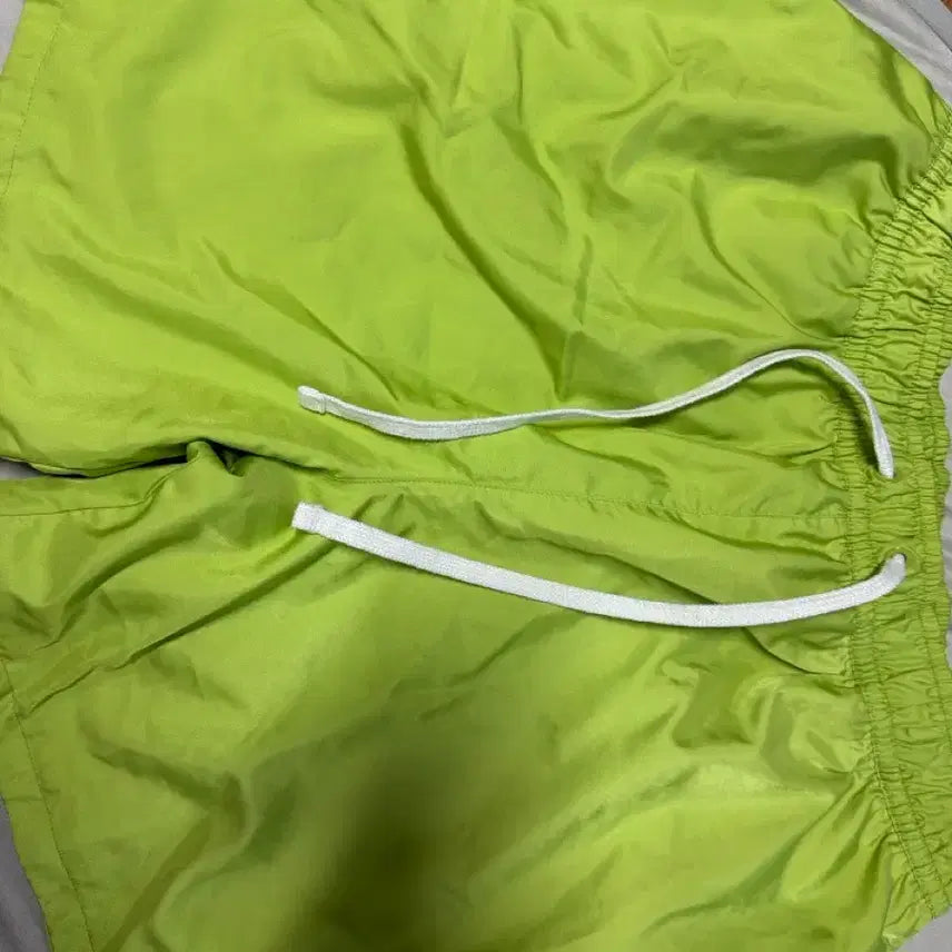 [BUNJANG] Nike Woven Flow Shorts Fluorescent / 나이키 반바지 우븐 플로우 형광색