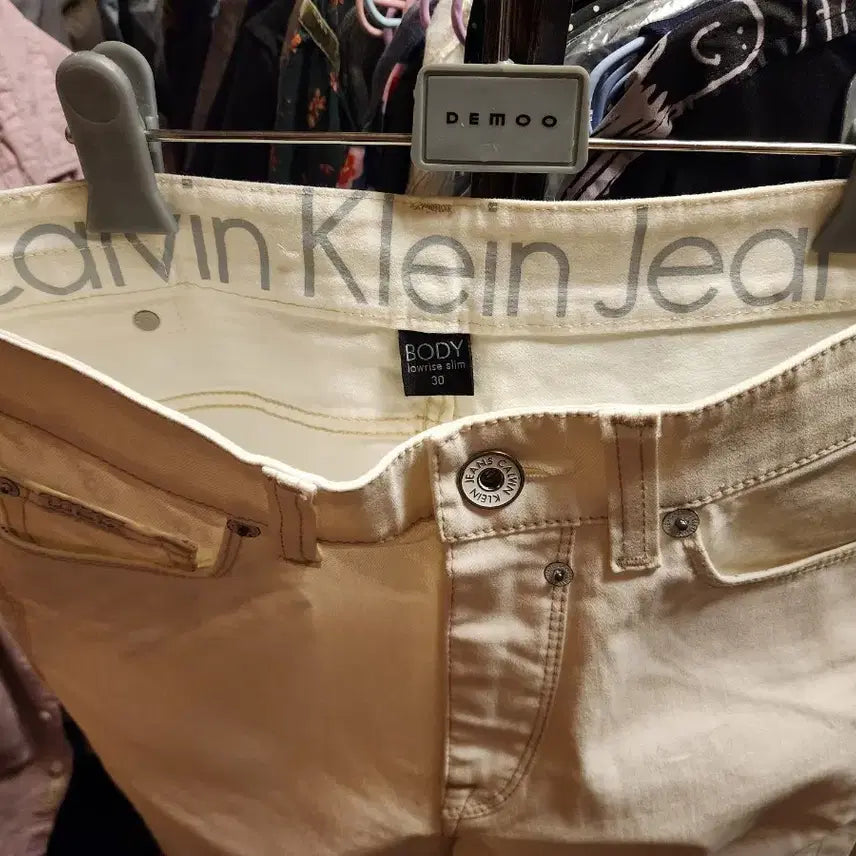 [BUNJANG] Calvin Klein Jeans White Denim Pants Size 30 / 캘빈클라인진스 화이트 데님 팬츠 30