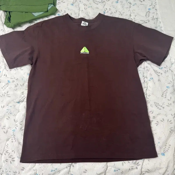 [BUNJANG] Nike ACG Short Sleeve T-Shirt Brown XL / 나이키 ACG 반팔 티셔츠 브라운 xl