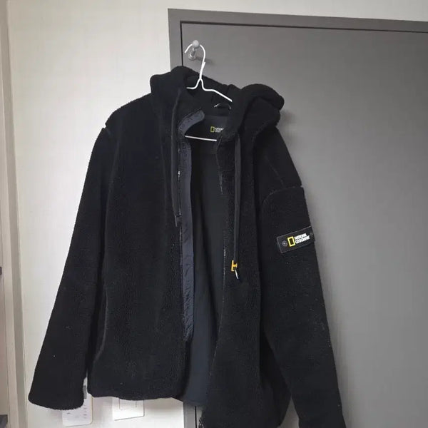 [BUNJANG] National Geographic Fleece Jumper Black / 내셔널 지오그래픽 후리스 검정색
