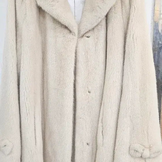 [BUNJANG] Jindo Ivory Female Mink Coat / 진도 아이보리 휘메일 밍크 코트