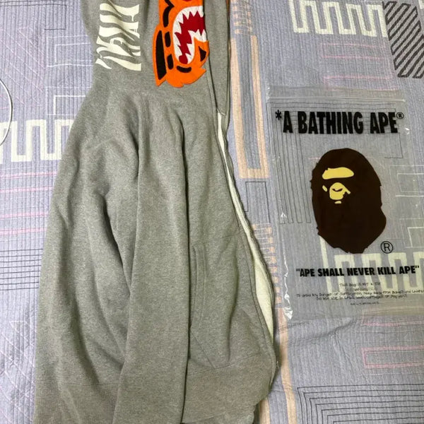 [BUNJANG] BAPE Tiger Full Zip Hoodie (M) / 베이프 타이거 후드집업팝니다(정품/M)