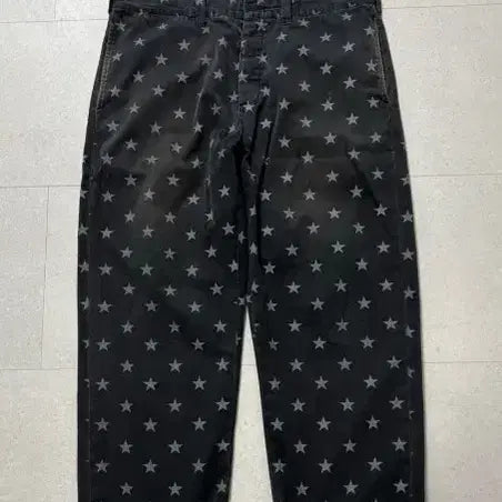 [BUNJANG] Supreme 22SS Chino Pants Black Stars / (36) 슈프림 치노 팬츠 블랙 스타 - 22SS