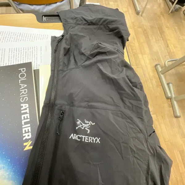 [BUNJANG] Arc'teryx Squamish Jacket Black L / 아크테릭스 스쿼미시 L 판매