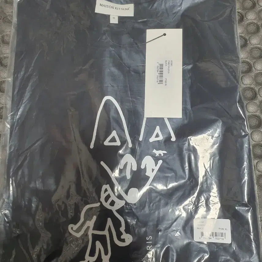 [BUNJANG] Maison Kitsuné Graphic T-Shirt Black XL / 메종키츠네 반팔티 블랙 XL