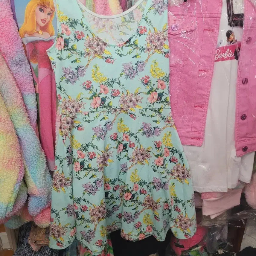 [BUNJANG] Floral Flare Midi Dress / 민트색 꽃무늬 플레어 원피스 수입