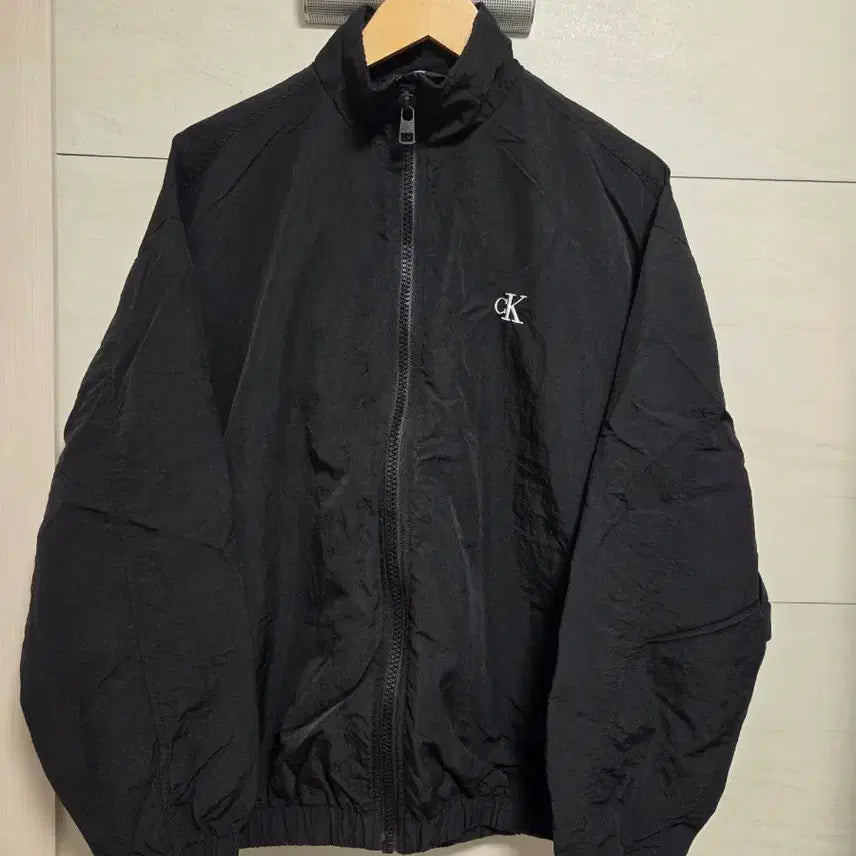 [BUNJANG] Calvin Klein Jeans Windbreaker Jacket Black / 캘빈클라인진스  윈드 브레이커 재킷 95-100