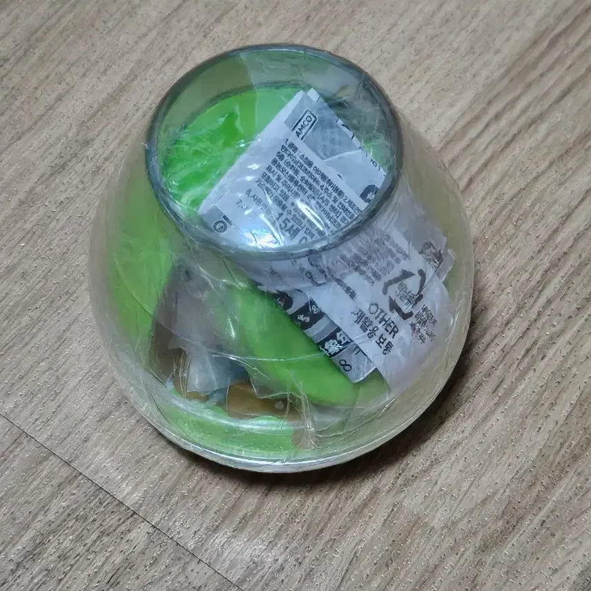 [BUNJANG] Tamagotchi Capsule Jjujingchi Terrarium Gacha Toy / 다마고치 캡슐 주댕치 테라리움  가챠