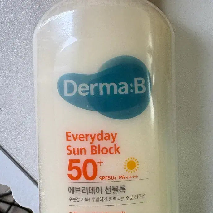 [BUNJANG] Derma:B Everyday Sunblock SPF50+ PA++++ / 더마비 에브리데이 선블록 50+ SPF50+ PA++++ 새상품