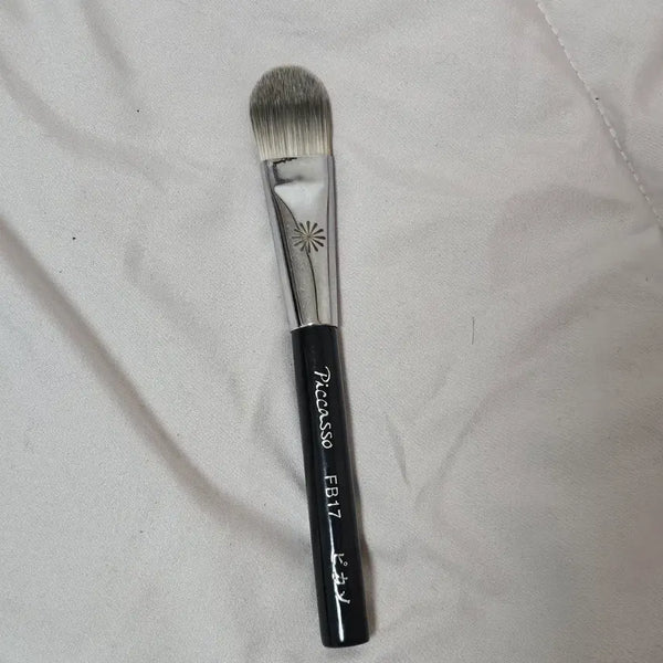 [BUNJANG] Picasso Foundation Brush FB17 / 피카소 파운데이션 브러쉬 FB17