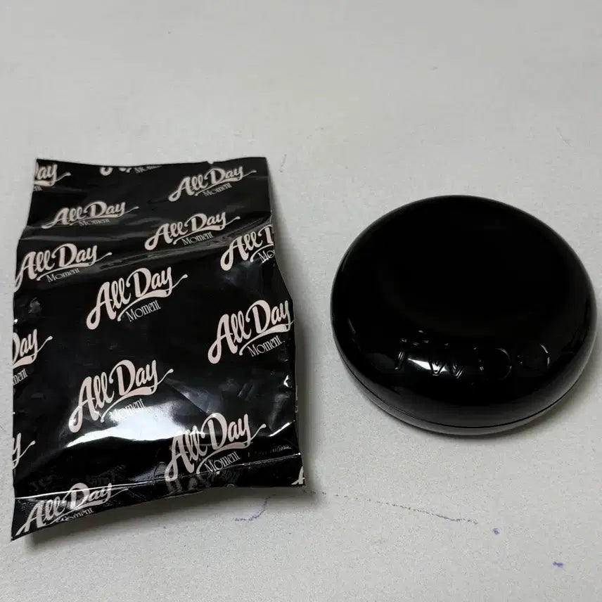 [BUNJANG] FEE All Day Black Cushion (21N) Case + Refill / 퓌 올데이 블랙 쿠션 (21N) 케이스 + 리필