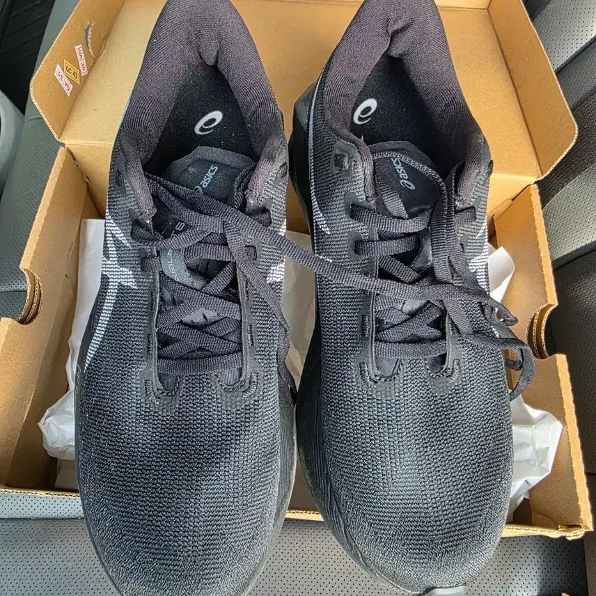 [BUNJANG] Asics NovaBlast 6 Running Shoes (Black, Size 260) / 노바블라스트6 260