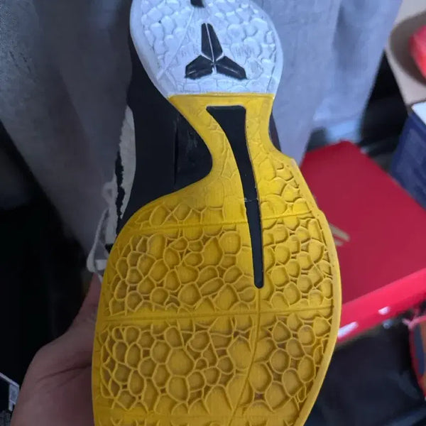 [BUNJANG] Kobe 6 Basketball Shoes Size 270 / 코비6 270