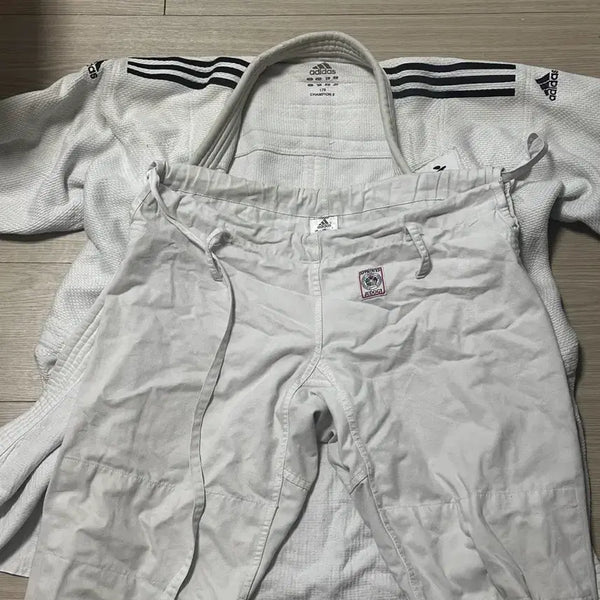 [BUNJANG] Adidas Men's Judo Gi Size 170 / 아디다스 선수용 유도복 판매합니다.