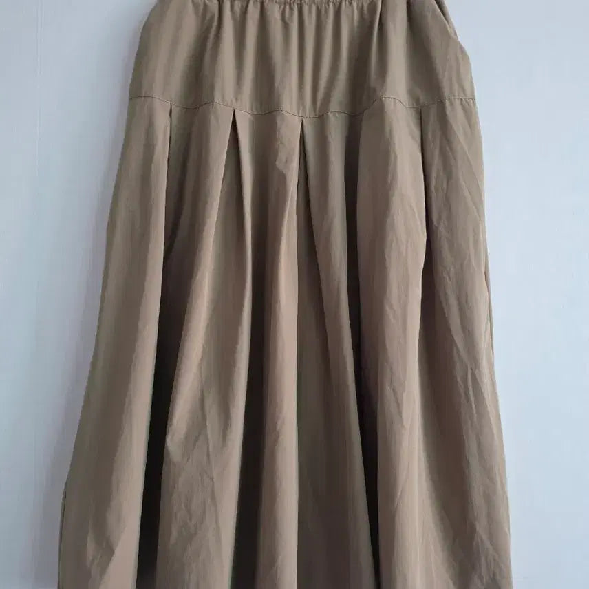 [BUNJANG] Beige Pleated Wide Pants / 베이지색 플리츠 와이드팬츠