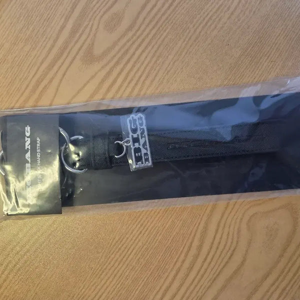 [BUNJANG] BIGBANG XX: Cosmos Light Stick Hand Strap / 빅뱅 2026-2027 월드 투어 XX : 코스모스 라이트 스틱 핸드 스트랩