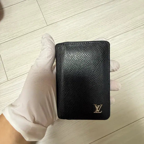 [BUNJANG] Louis Vuitton Taiga Organizer / 루이비통 타이가 오거나이저