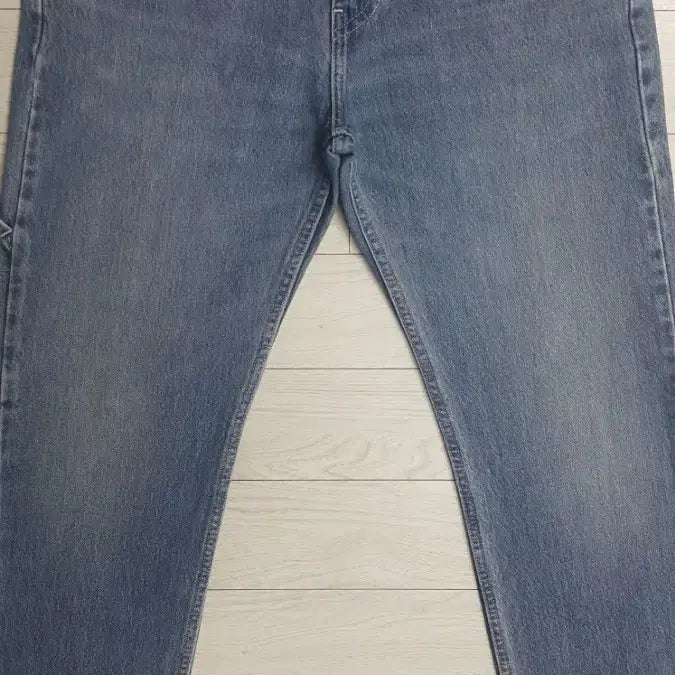 [BUNJANG] Levi's 502 Limited Edition Jeans (International Edition) - Size 31 / 리바이스진502(한정판) S.F 31인치(No.45)해외판! 드라이완료!