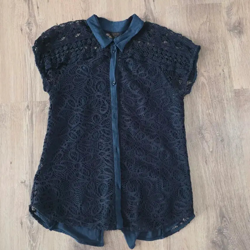 [BUNJANG] VOV Lace Collar Blouse / 보브레이스 카라 블라우스
