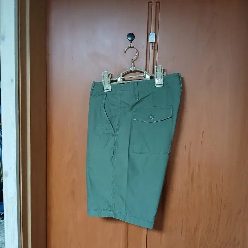 [BUNJANG] Gap Khaki Cotton Shorts Size 31 / Gap 카키색 면바지 31