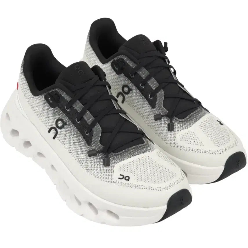 [BUNJANG] OnRunning Cloudtilt Black Ivory Running Shoes / 온러닝 클라우드틸트 블랙 아이보리 235