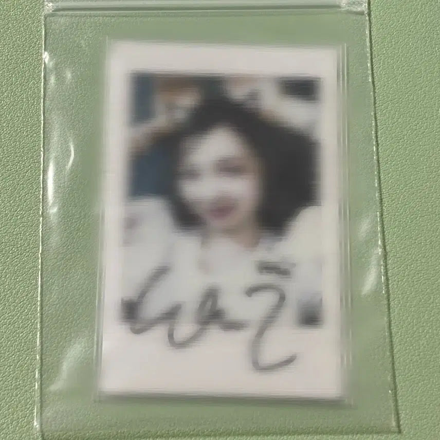 [BUNJANG] RESCENE Wonie Signed Polaroid / 리센느 원이 싸인 폴라로이드 RESCENE 싸폴