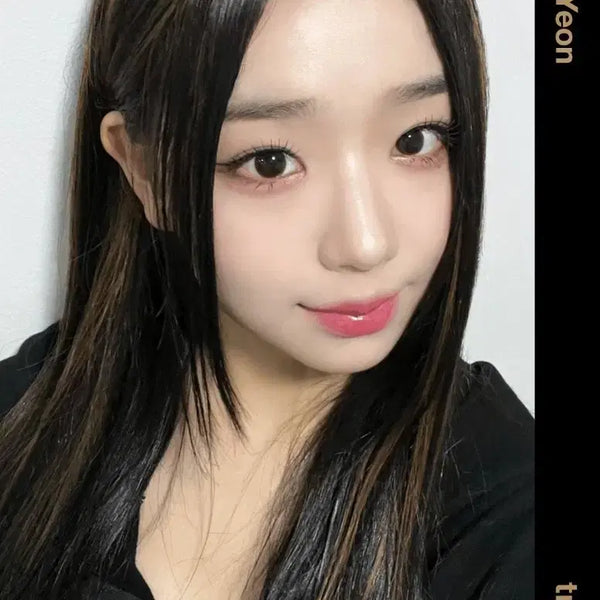 [BUNJANG] tripleS Kim Chaeyeon D310 Object Card / 트리플에스 걸네다 김채연 D310 오브젝트 팝니다