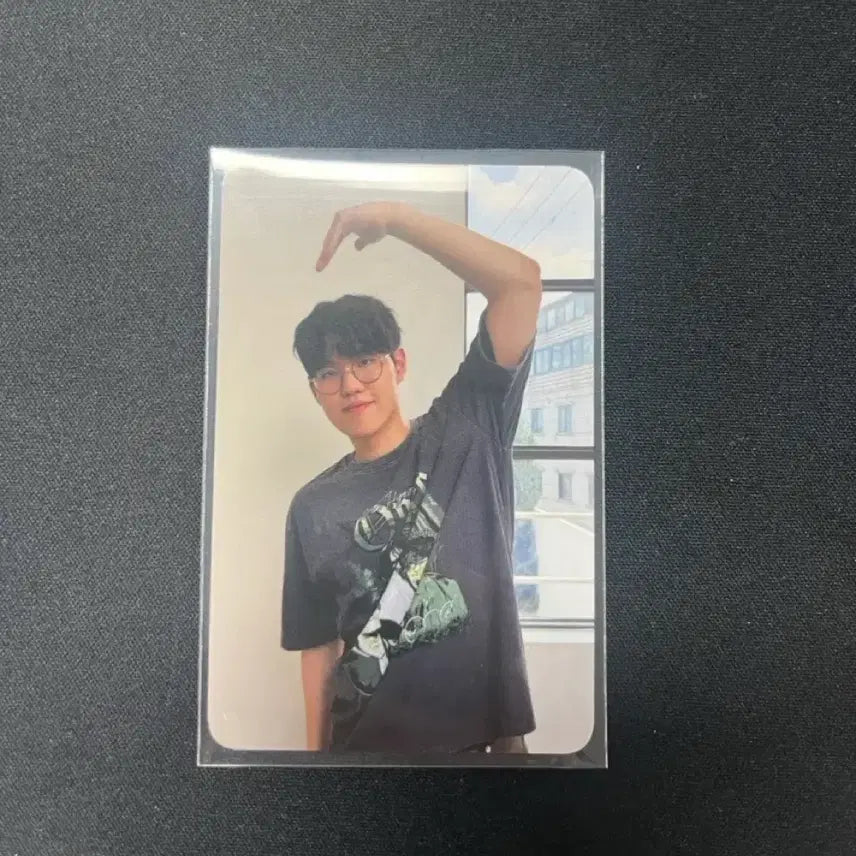[BUNJANG] T1 Faker T1 Homeground Owner Photocard Day 3 / T1 티원 홈그 금액 특전 3일차 오너 포카