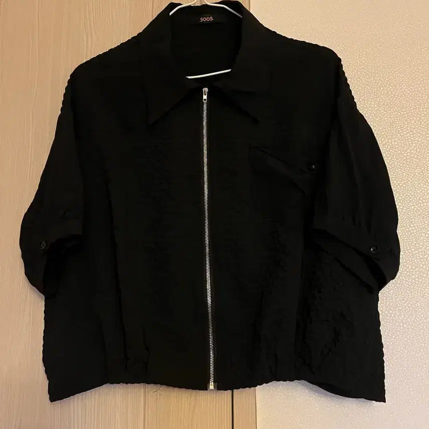 [BUNJANG] SOOS Black Textured Zip-Up Cropped Jacket / 프리 66-77가능 SOOS 블랙 텍스처 집업 크롭 자켓 (T71)