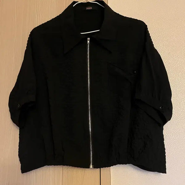 [BUNJANG] SOOS Black Textured Zip-Up Cropped Jacket / 프리 66-77가능 SOOS 블랙 텍스처 집업 크롭 자켓 (T71)