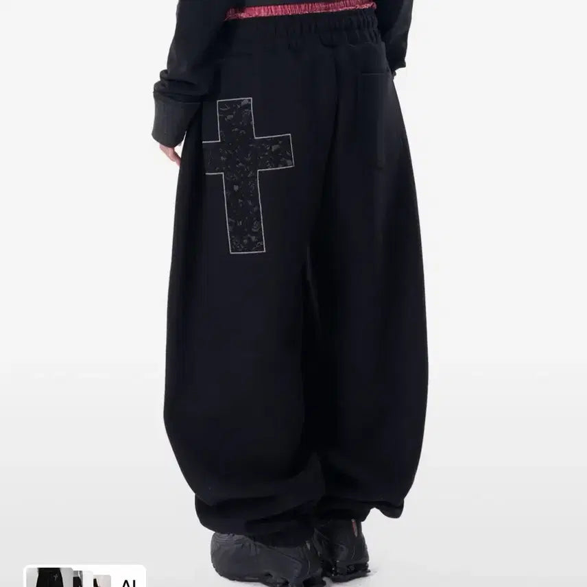 [BUNJANG] AKAM Laced CROS2 Patch Sweatpants (Black) / Laced CROS2 Patch Sweatpants (Black)