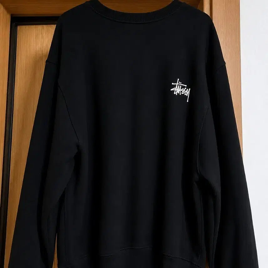 [BUNJANG] Stussy Crewneck Sweatshirt Black / 스투시 맨투맨 검정
