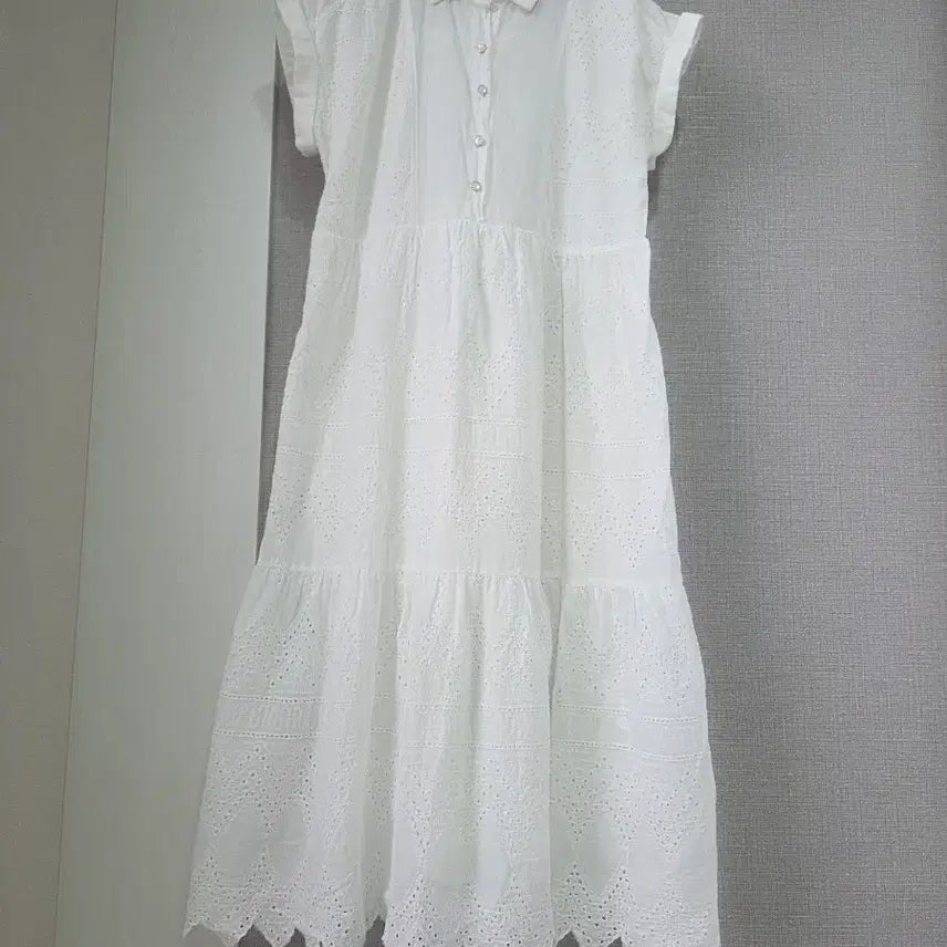[BUNJANG] Punching Long Dress / 카라 펀칭롱원피스