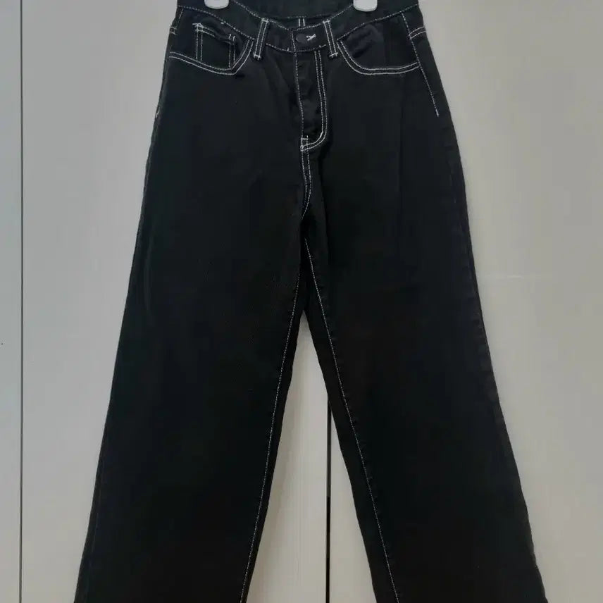 [BUNJANG] Black Stitch Wide Denim Pants / 블랙 스티치 데님 와이드 팬츠