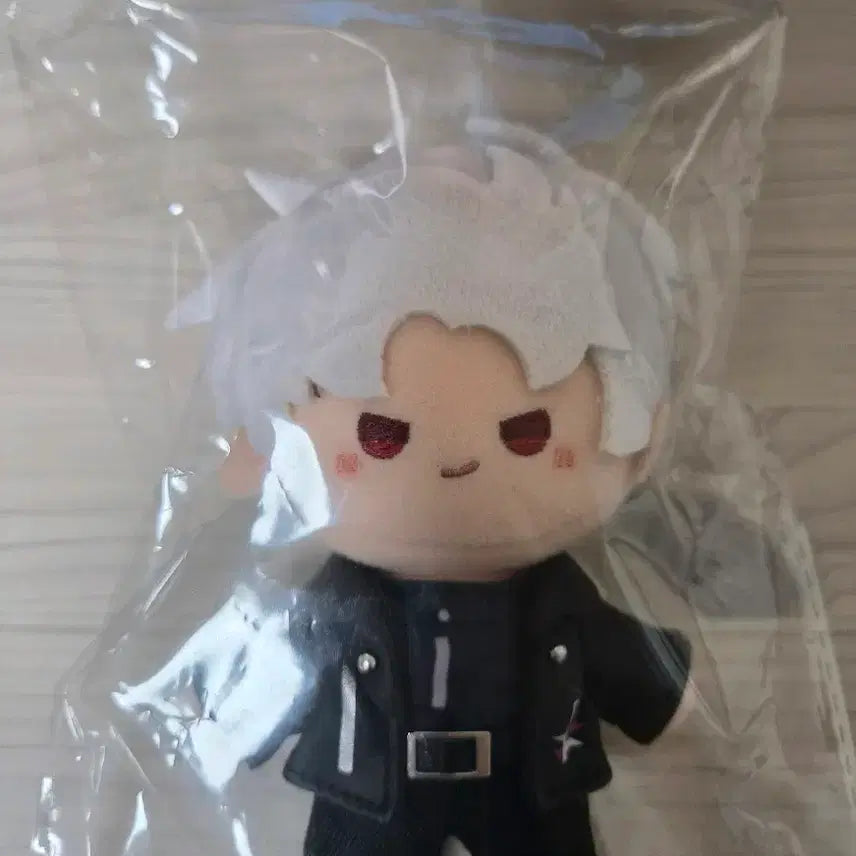 [BUNJANG] Love and Deep Space Jin Un Official Plush Doll / 러브앤딥스페이스 럽딥 진운 공식 누이 인형 판매
