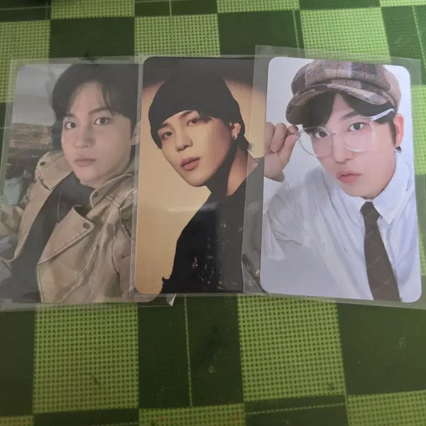 [BUNJANG] ATEEZ Jongho Bundle Set Photocard (Beret MD Included) / [일괄] 에이티즈 종호 빵모자 MD 포함 포카 3장 세트