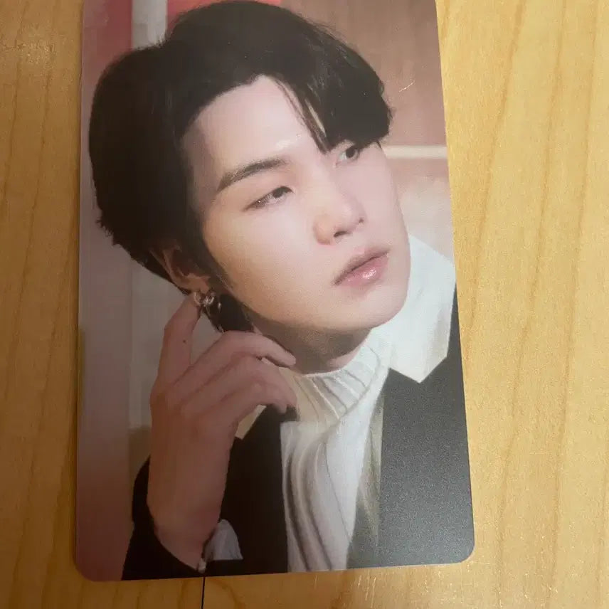 [BUNJANG] BTS SUGA Hybe Insight Entrance Photocard / BTS 방탄 슈가. SUGA 윤기 하이브 인사이트 입장포카
