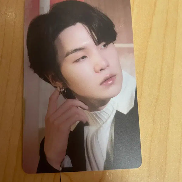 [BUNJANG] BTS SUGA Hybe Insight Entrance Photocard / BTS 방탄 슈가. SUGA 윤기 하이브 인사이트 입장포카