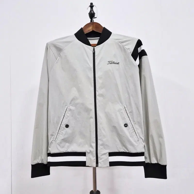 [BUNJANG] Titleist Lightweight Golf Windbreaker Jacket / 타이틀리스트 경량 골프 바람막이 자켓