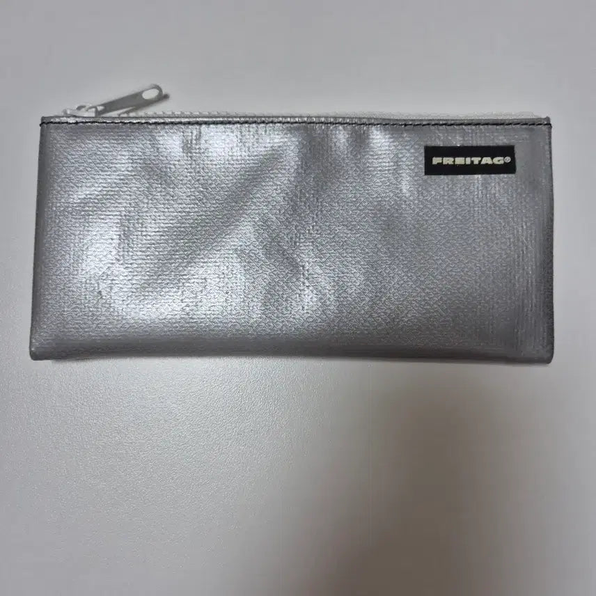 [BUNJANG] Freitag Serena Pouch Silver / 프라이탁 세레나 실버 판매합니다