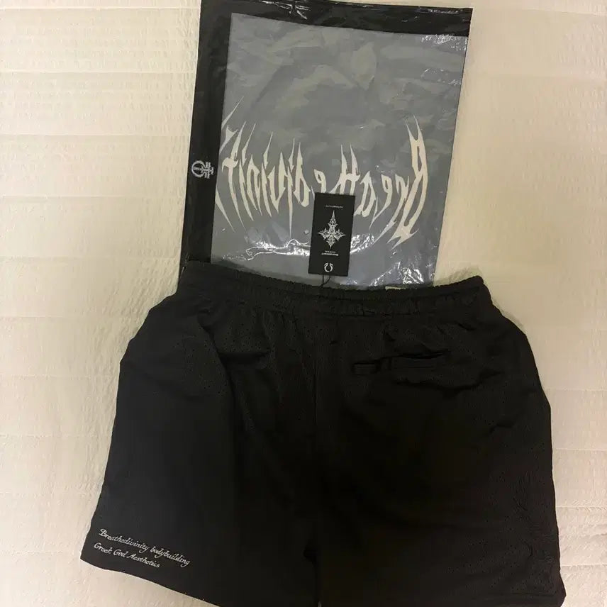 [BUNJANG] Breathe Divinity Omega Embroidery Bodybuilding Mesh Shorts XL / [새상품] XL 브리드디비니티 블랙 반바지 / 짐샤크 영엘에이 breathedivinity